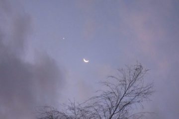 Moon and Venus 25th Feb 2012